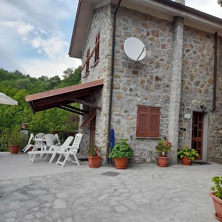 Agriturismo Merlotta Varese Ligure Exterior photo